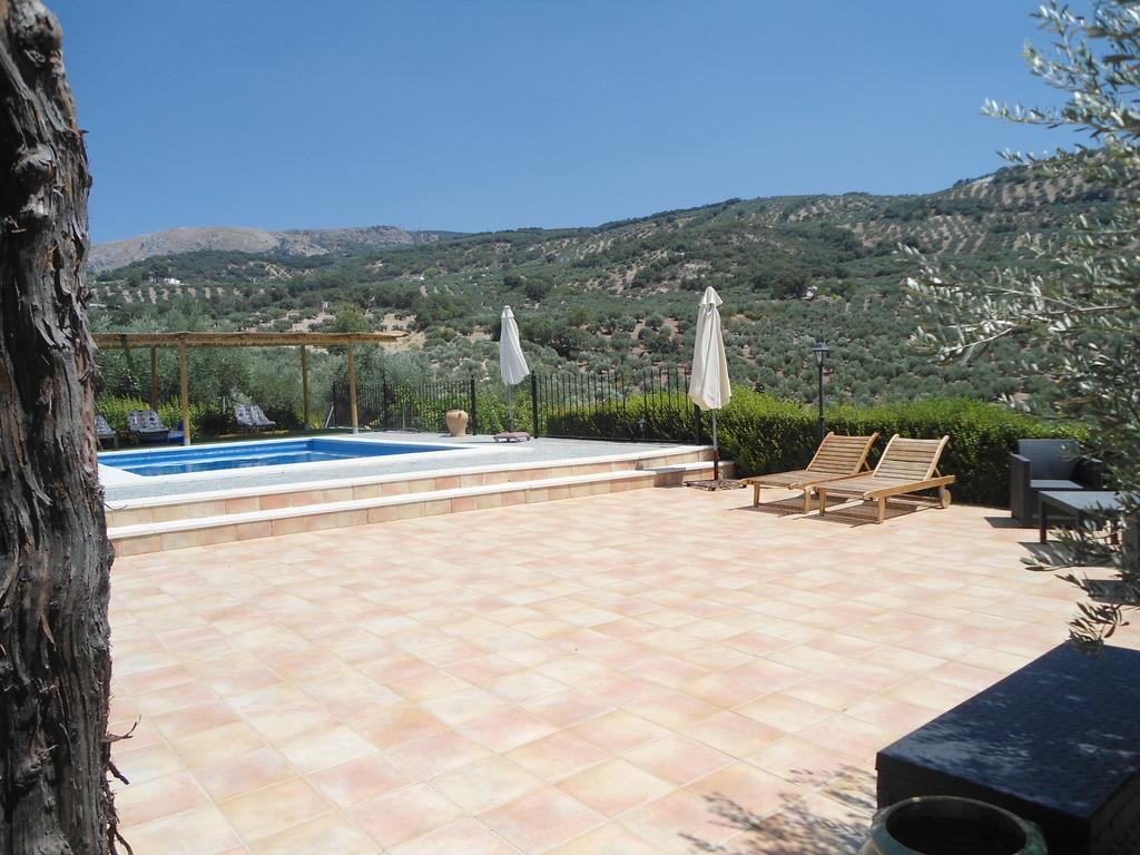 B&B Lasnavillasmm Montefrio Bagian luar foto